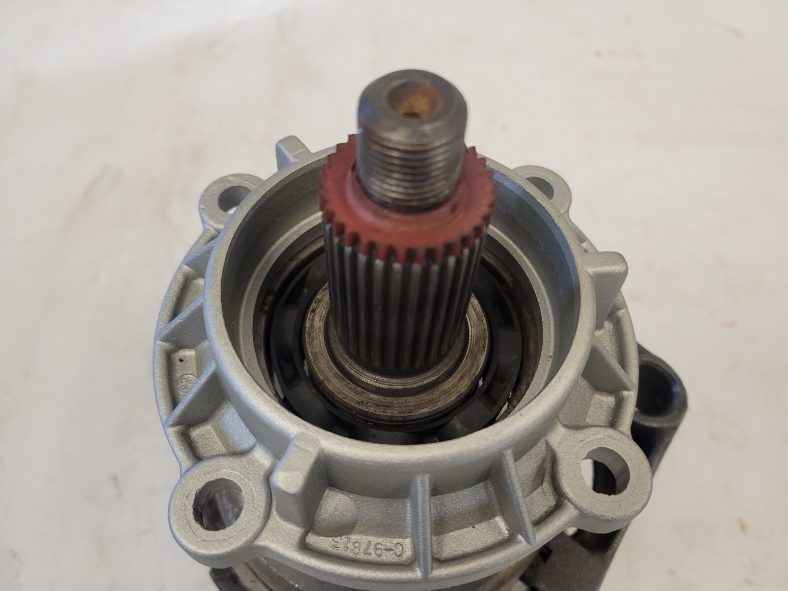 NP205 TRANSFER CASE FRONT OUTPUT ASSEMBLY 30 SPLINE CHEVY GMC GM