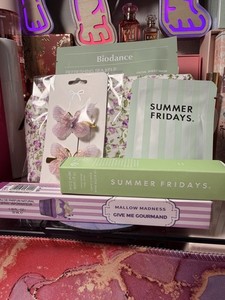 BEAUTY BUNDLE Summer Fridays, Butterfly Hair Clips, Mallow Madness, Biodance,Bag
