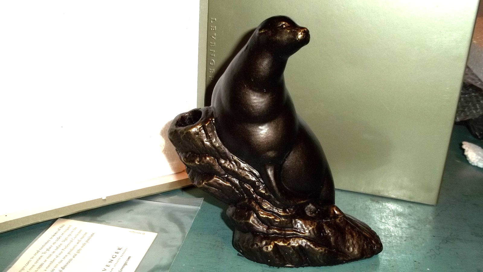 Levenger Bronze Pen Holder Desktop Seal Sculpture Figurine-NEW