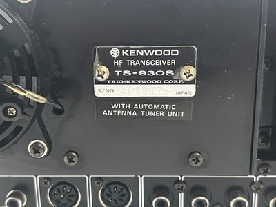 Kenwood TS-930S Transceiver, Display comes in and out. Display