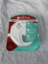 First Alert SCO5CN Combination Smoke and Carbon Monoxide Alarm