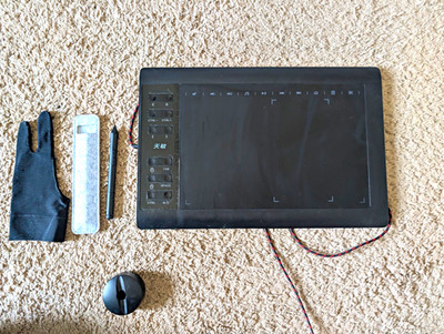 10moons K20S USB Graphics Drawing Tablet w/ Stylus, Stand, Case & Glove