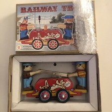 NEW RAILWAY TRUCK TIN TOY WIND-UP with KEY