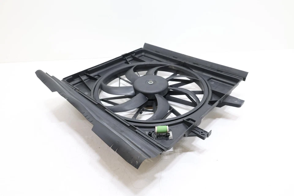 Dodge Durango 2011-2020 ventilador radiador refrigeración motor y cubierta OEM 55037992AD Foto 3 de 4