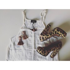 Minkpink Women’s Dress Size Medium M White Drop Waist Sleeveless Casual