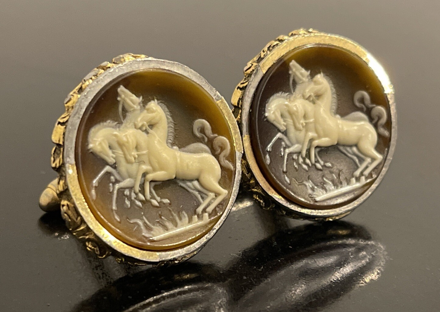 Vintage Dante Inlaid Cameo Wild Horses Cufflinks Gem