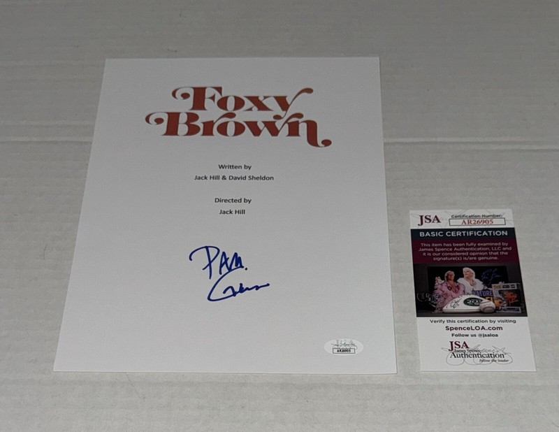 PAM GRIER SIGNED FOXY BROWN MOVIE SCRIPT AUTOGRAPHED LEGEND JSA COA