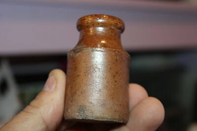 Antique, 2 1/2'', Round, Salt Glazed, Ink Well, Item # A - 4864
