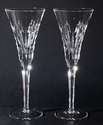  WATERFORD MILLENNIUM LOVE TOASTING FLUTES Set Of 2 Crystal Heart Ireland