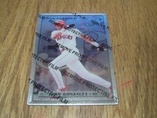 JUAN GONZALEZ  1996  LEAF  STEEL PREFERRED  BASEBALL CARD  #20