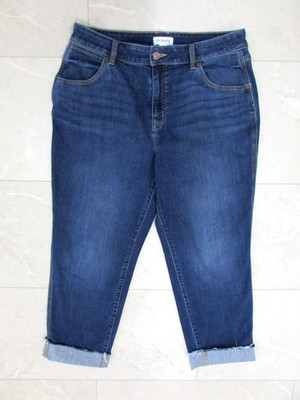 M Jeans By Maurices Crop Curvy High Rise Jeans Size 14 Stretch EUC