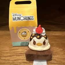 Daisy Duck Disney Munchlings Baked Treats Remix Brownie Sundae Scented Plush