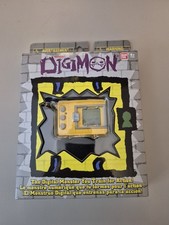 Digimon Tamagotchi Virtual Pet Toy  - Yellow 2019 Bandai WiZ Toy 