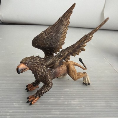 Safari Ltd GRIFFON Fantasy Figure 2007 Retired Mythical Realms Creature