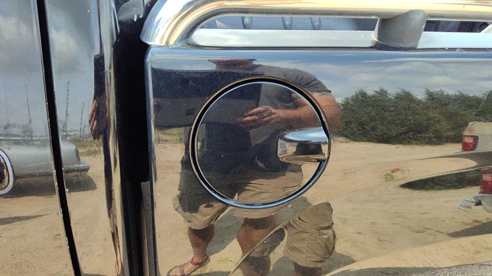 Puerta del tanque de combustible GMC Canyon 2004-2012 con bisagra tapa de gas relleno OEM negro 41u Foto 3 de 4