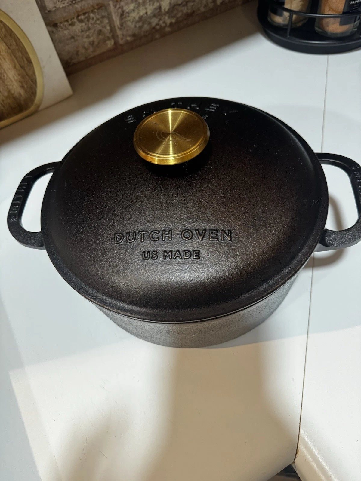 Smithey 3.5 Quart Dutch Oven
Opens in a new window or tab