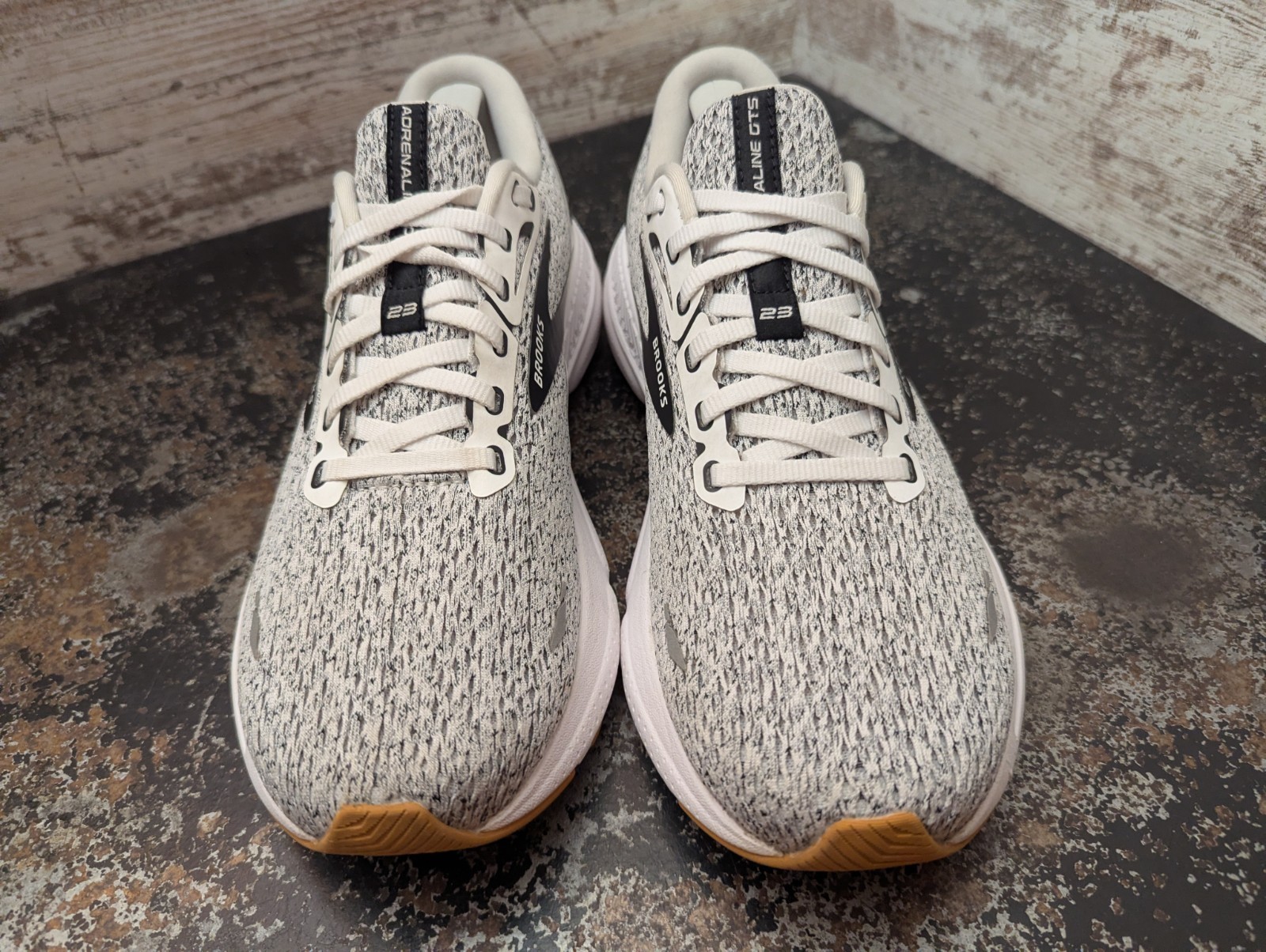 Womens Brooks Adrenaline GTS 23 Running Shoes Sz 10 Used 1203811B112 thumbnail 6