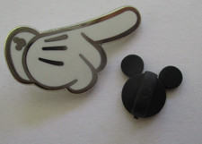 Disney Pin  Mickey Mouse Pointing Finger Hand...