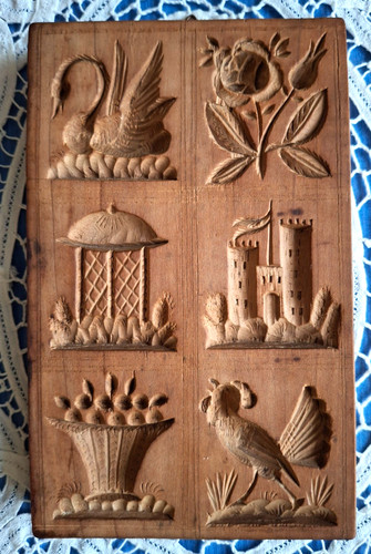ANTIQUE GERMAN WOODEN TWO SIDED Springerle Gingerbread Cookie Mold - 18 PRINTS