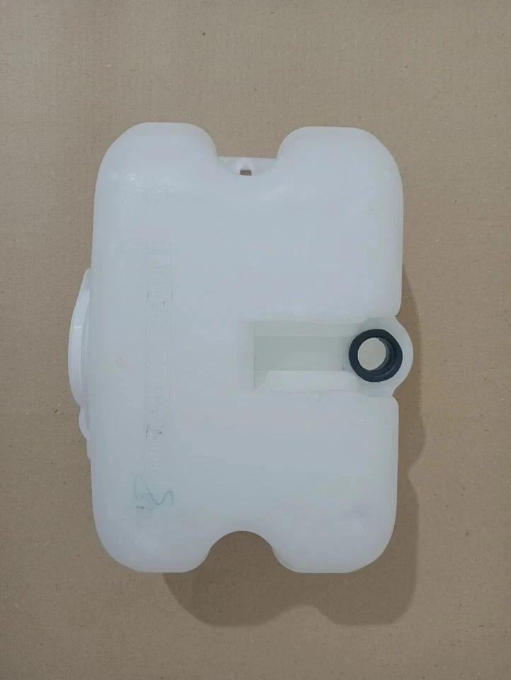 Suzuki Samurai Jimny Sj410 Sj413 Ja51 Windshield Washer Bottle Tank Reservoir - Image 4 of 4