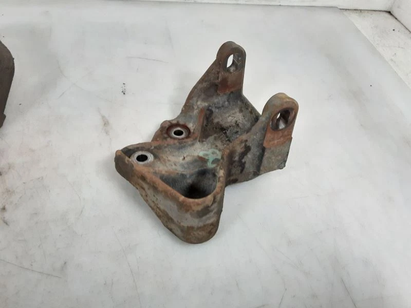 Soportes de montaje de motor Jeep TJ Wrangler 4,0 L 2000 2001 2002 2003 2004-2006 84155 Foto 3 de 4