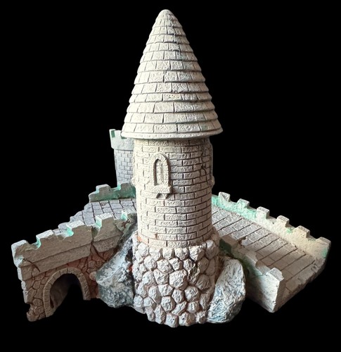 Aquarium Fish Tank CASTLE Mythical TOWERS COBBLESTONE BRIDGE Resin Decor 8x9x7