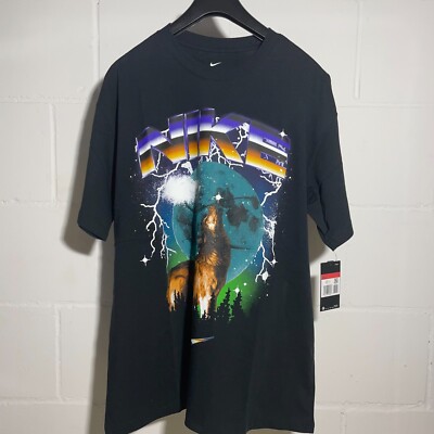 Nike Basketball Howlin Wolf Moon Ball Lightning Thunder T-Shirt Größe L Herren