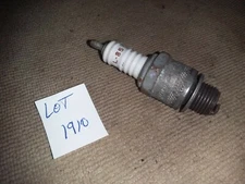 VINTAGE CHAMPION SPARK PLUG L-85 STEAMPUNK INDUSTRIAL MACHINE PARTS COLLECTABLE