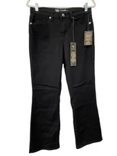 DG2 by Diane Gilman Soft and Sleek Denim Baby Bootcut 5 Pocket Jean Size 10P NEW