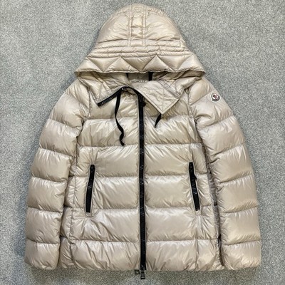 Moncler Serinde beige gefütterte Damenjacke Größe 0 UK6 100 % authentisch