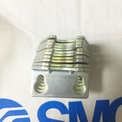 SMC P36201023 Bracket IR1000 IR Precision Regulator New  KD