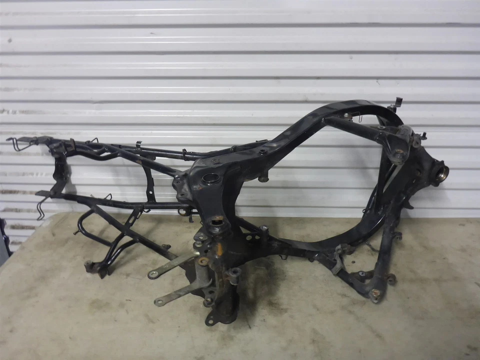 Chasis cuadro principal Honda Hurricane CBR1000F CBR 1000 88 Foto 3 de 4