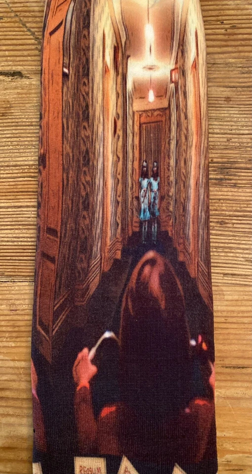 ¡NUEVO! Calcetín de equipo inspirado en la película de terror The Shining Foto 4 de 4