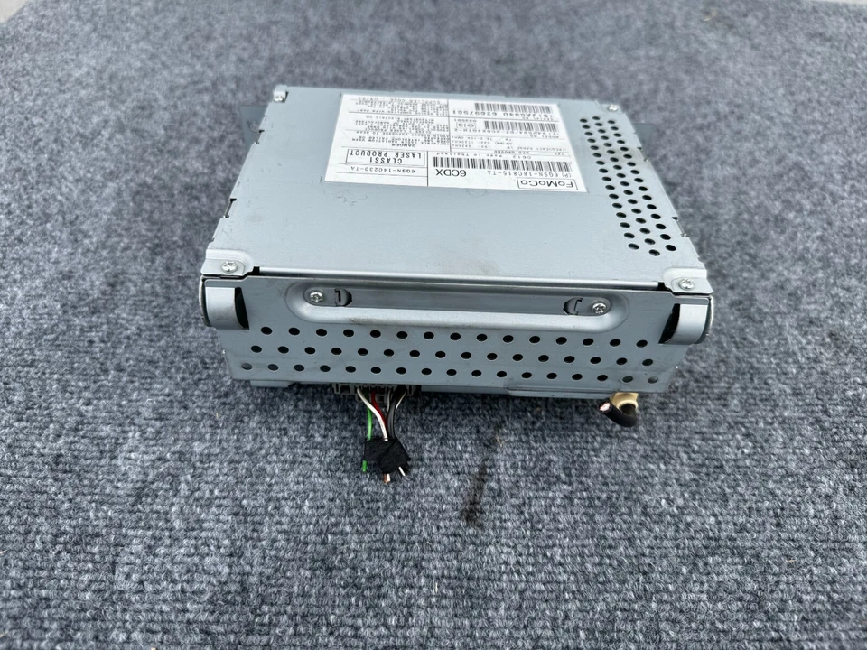 CD PLAYER HEAD UNIT 6 CD CHANGER 6G9N14C230 JAGUAR XK XKR (2007-2011) OEM - Image 2 of 4