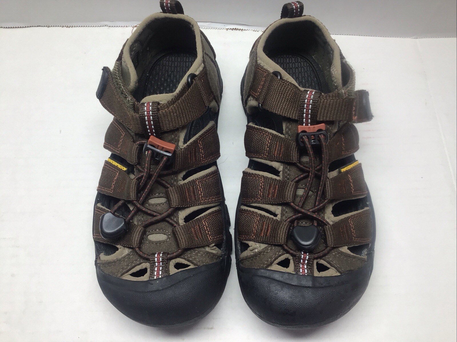 Nuovi sandali Keen Newport in pelle marrone misura a scelta 2 o 5