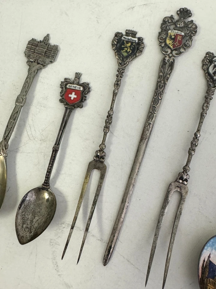 Lote x7 cucharas de té de recuerdo coleccionables chapadas en plata tenedores etc Europa Viena Ginebra Foto 4 de 4