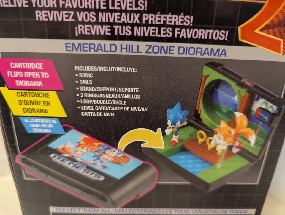 Console Heroes: Sonic 2 Diorama – Sonic & Tails Figures – Emerald Hill Zone - Image 3 of 3