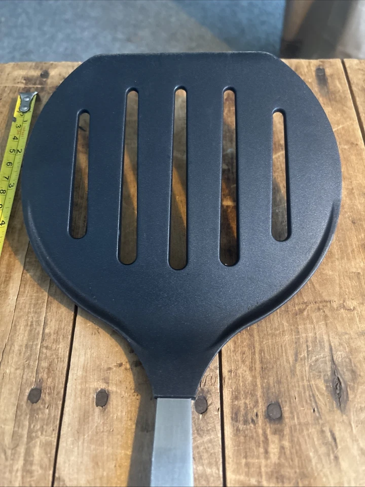 Espátula de acero inoxidable ranurada de nailon a prueba de óxido Amco #8641 Foto 2 de 4