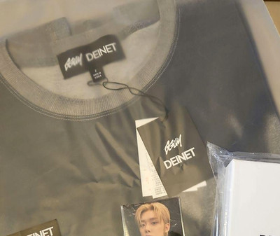 TXT YEONJUN GGUM × DEINET Necklace Photocard LOOSE FIT S/S T-SHIRT
