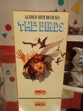 Alfred Hitchcock's The Birds (1963) MCA Home Video (VHS~1985 Release)