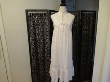 URBAN OUTFITTERS Annabelle Ruffle Mock Neck White Floral Midi Prairie Dress-XS