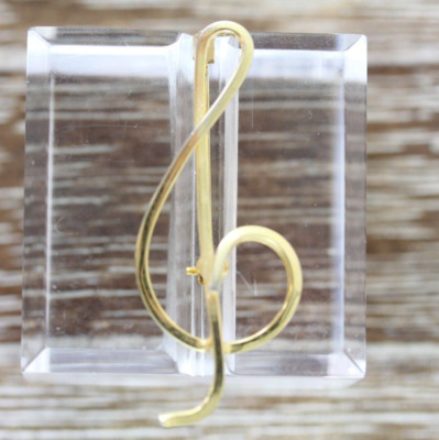 VINTAGE TREBLE CLEFF MUSICAL GOLD FILLED BROOCH PIN RETRO ERA PRETTY