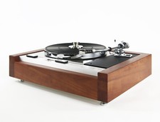 Restored Thorens TD 125 MKII turntable with SME 3009 pear wood frame