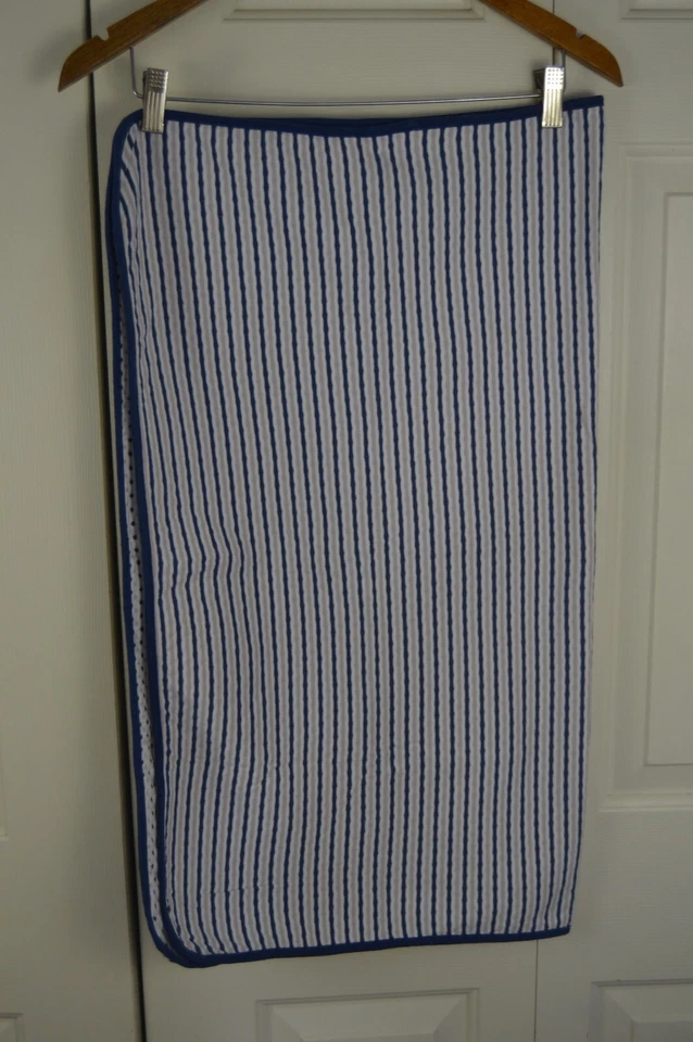 Manta bebé Living Textiles rayas puntos azul blanco gris seguridad Lovey Foto 4 de 4