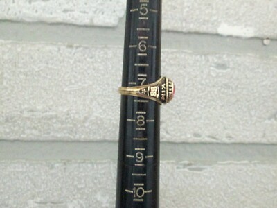 1988 Lakeview HS Class Ring SOLID 10K Yellow Gold w/Pink Stone