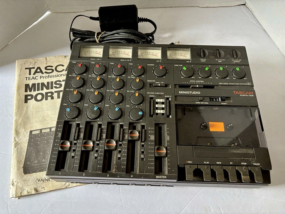 TASCAM TEAC MiniStudio Porta One Multitrack Cassette Recorder mit Handbuch funktioniert