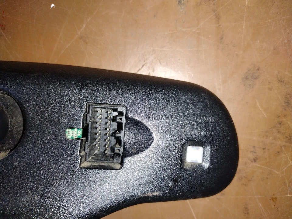 Зеркало заднего вида 2007-2012 Chevy GMC с автоматическим затемнением температуры 15269045 2009 - Изображение 2 из 2