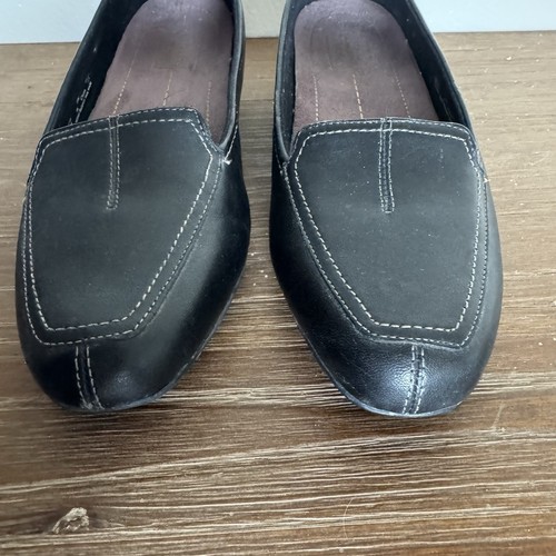 Clarks Shoes Women's 9W Black Loafer Moc Toe Low Heel Slip On Leather - Picture 4 of 10