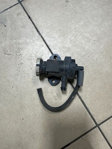 BMW 7 G11 G12 2018 Diesel 235kW Turbolader Druckwandler Magnetventil 8509323