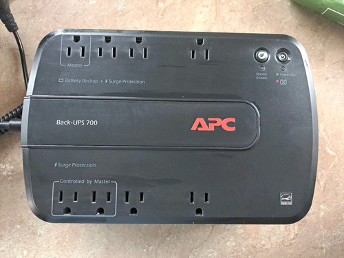 APC 700 Back-UPS + Surge Protection NO BATTERY - 第 1/4 張圖片
